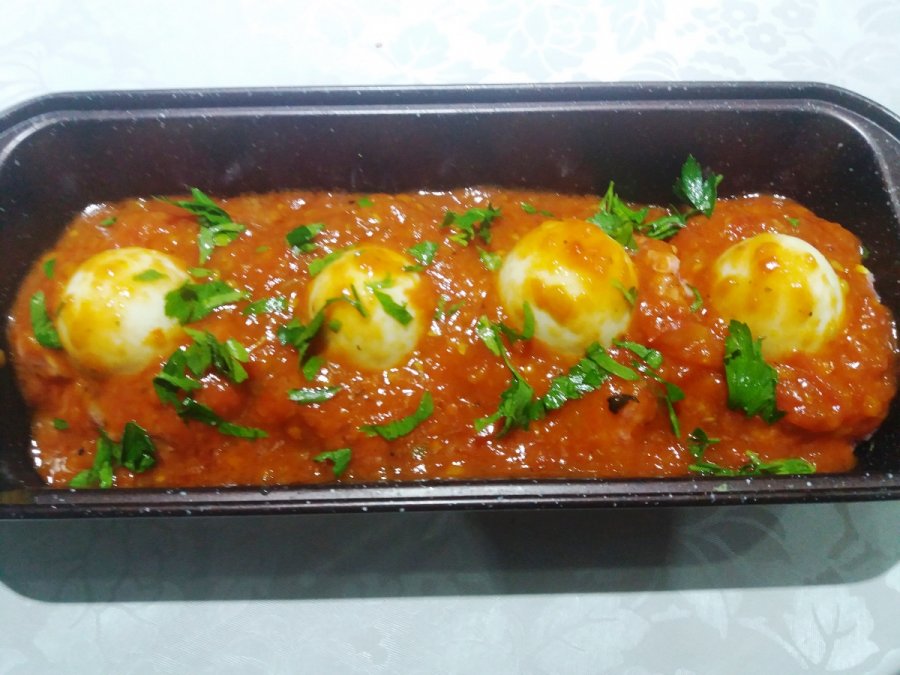 Любимите ни гнезда с кайма в свеж доматен сос -