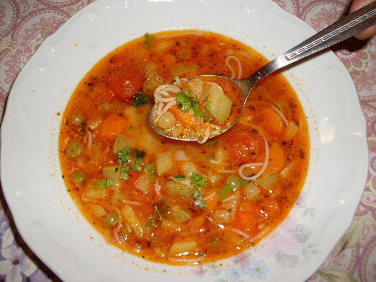Ароматна неустоима зеленчукова супа с аромат на тиквички Свежо предложение
