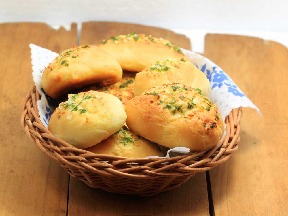 Почетно място на трапезата за тези уникални хлебчета с пармезан