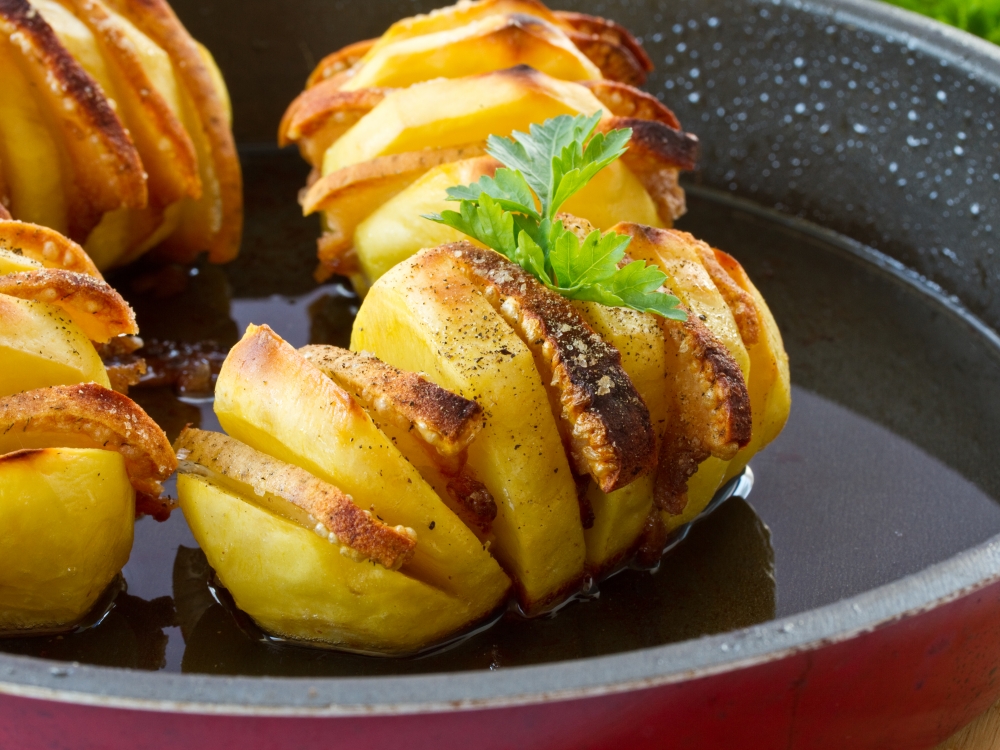 Опитайте нашата рецепта за картофи на ветрило и ви гарантираме
