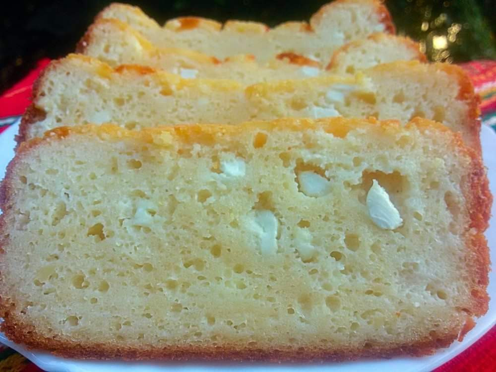 Солен кекс със сирене за който едно рамо ще ви