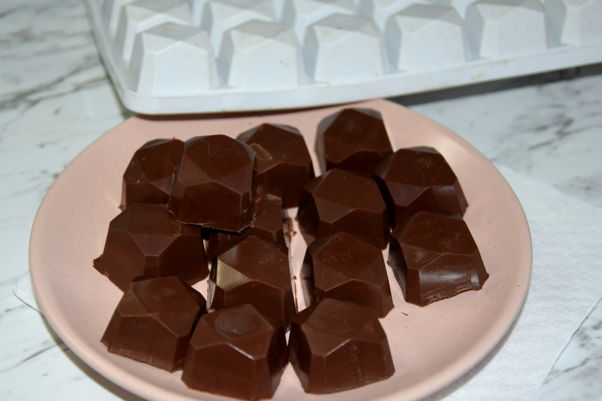 Шоколадови бонбони кето са така че си хапвайте спокойноНеобходими