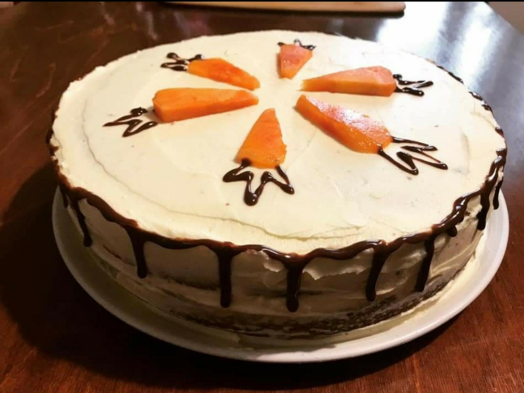 Не знаем дали сте хапвали морковена торта но тази заслужава