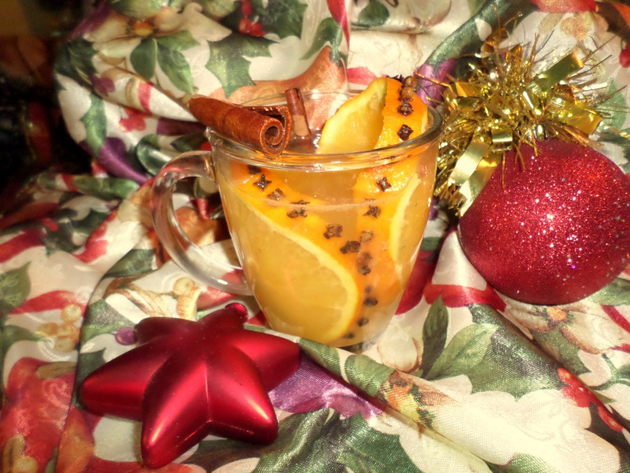 Посрещнете Коледа с чаша топъл портокалов пуншНеобходими Продукти● портокалов сок