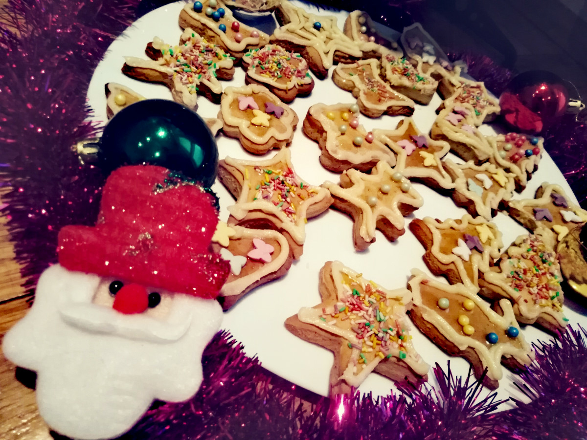 Празнични джинджифилови сладки които с радост ще похапнем на Коледа