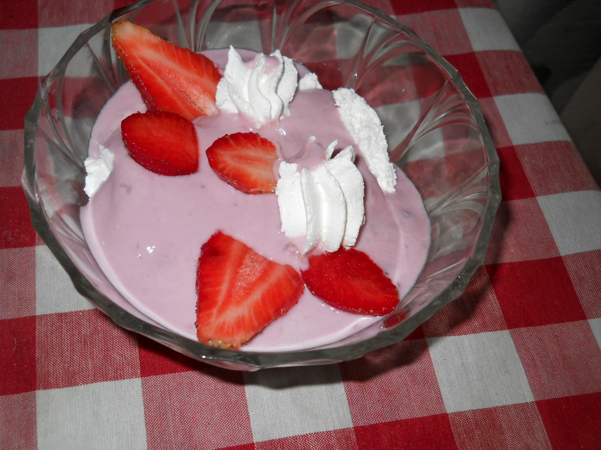 Вкусен десерт който става готов за броени минутиНеобходими Продукти● йогурт