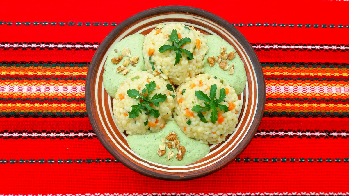 Вкусен и засищащ веган обяд – зеленчуков кускус със зелен
