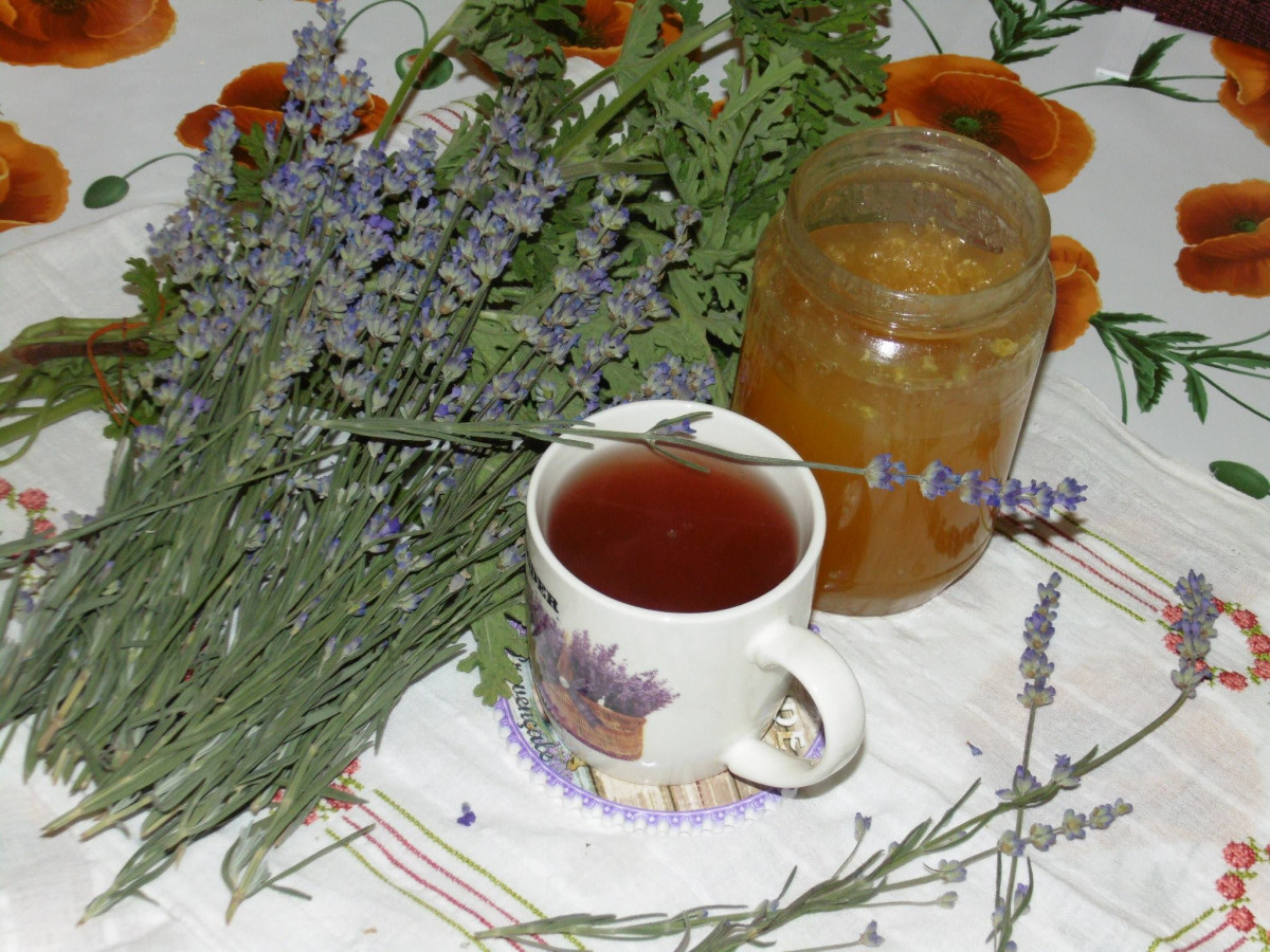 Вкусен чай с аромат на здравеНеобходими Продукти● лавандула 5