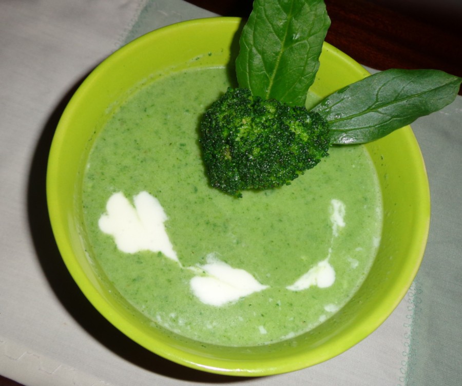 Зелена супа която гали стомаха и небцето хапвайте с