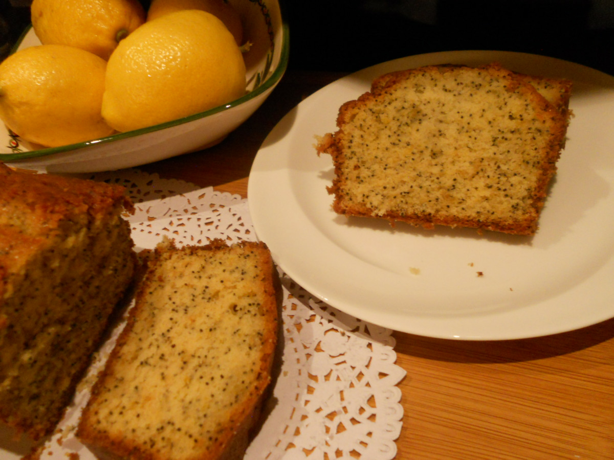 Феерията от вкусове в този лимонов кейк с маково семе