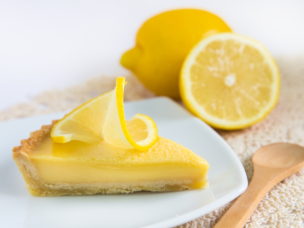 Невероятно свеж и нежен лимонов тарт по италианска рецептаНеобходими Продукти●