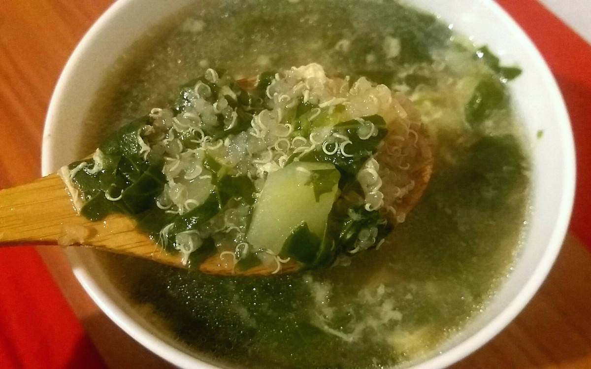 Снимка: Вегетарианска супа с лобода и киноа