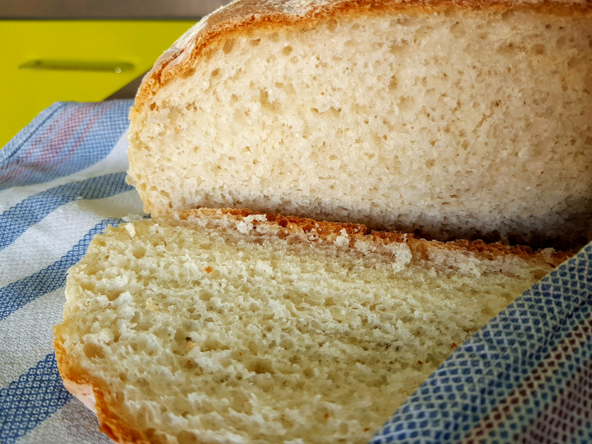 Мързелив хляб за заети домакиниНеобходими Продукти● брашно - 400 г