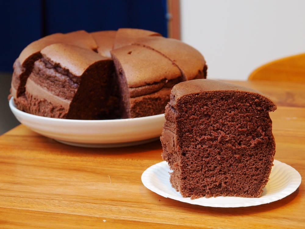 Шоколад шоколад някой шоколадов кейк ли каза Необходими Продукти● шоколад