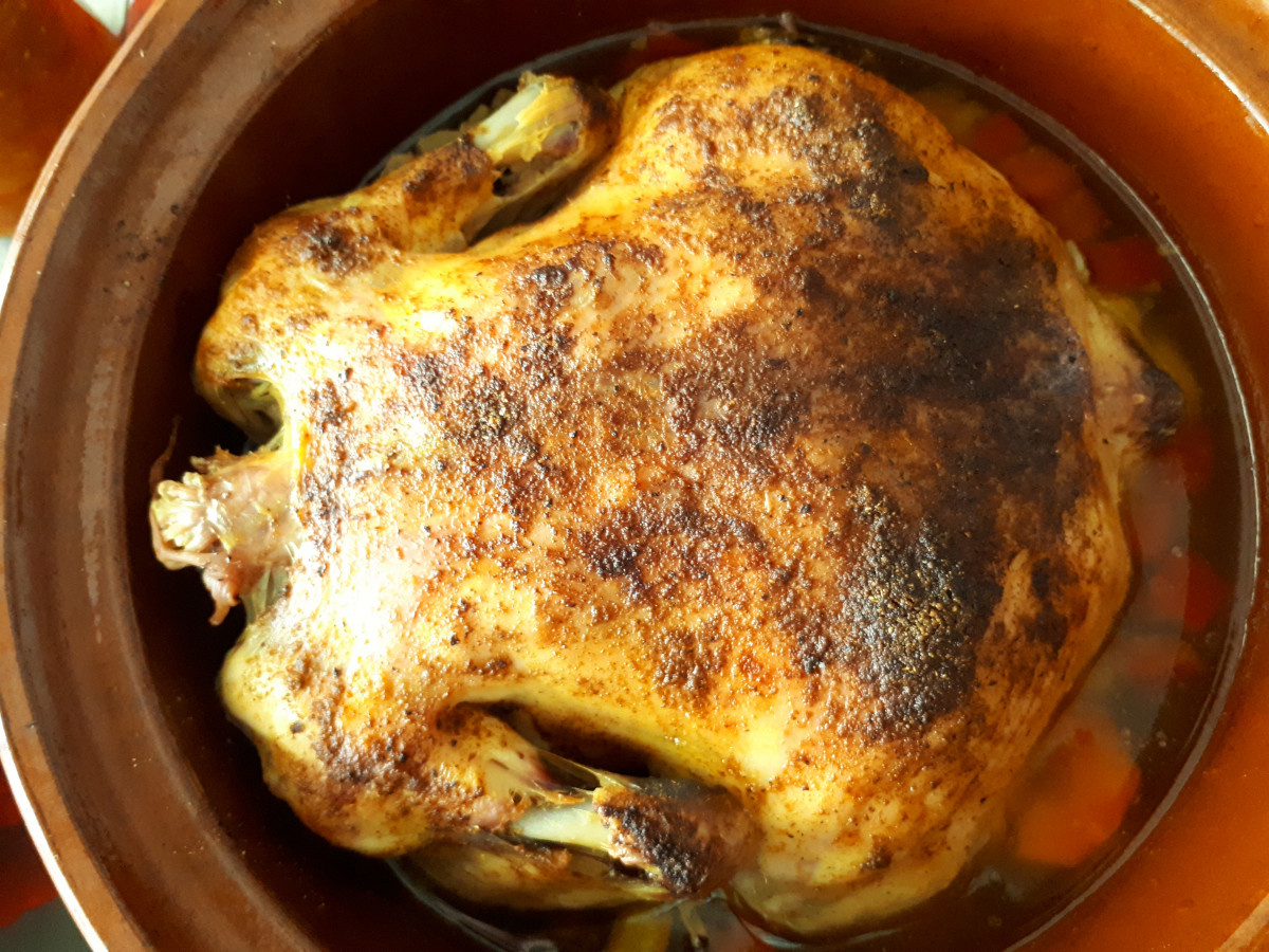 Апетитна рецепта за пиле с гъби и мащерка пиршество