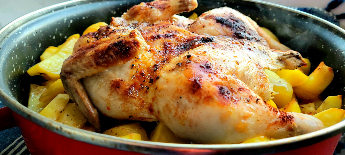 Вкусно пиле с топящи се в устата картофи - наслада