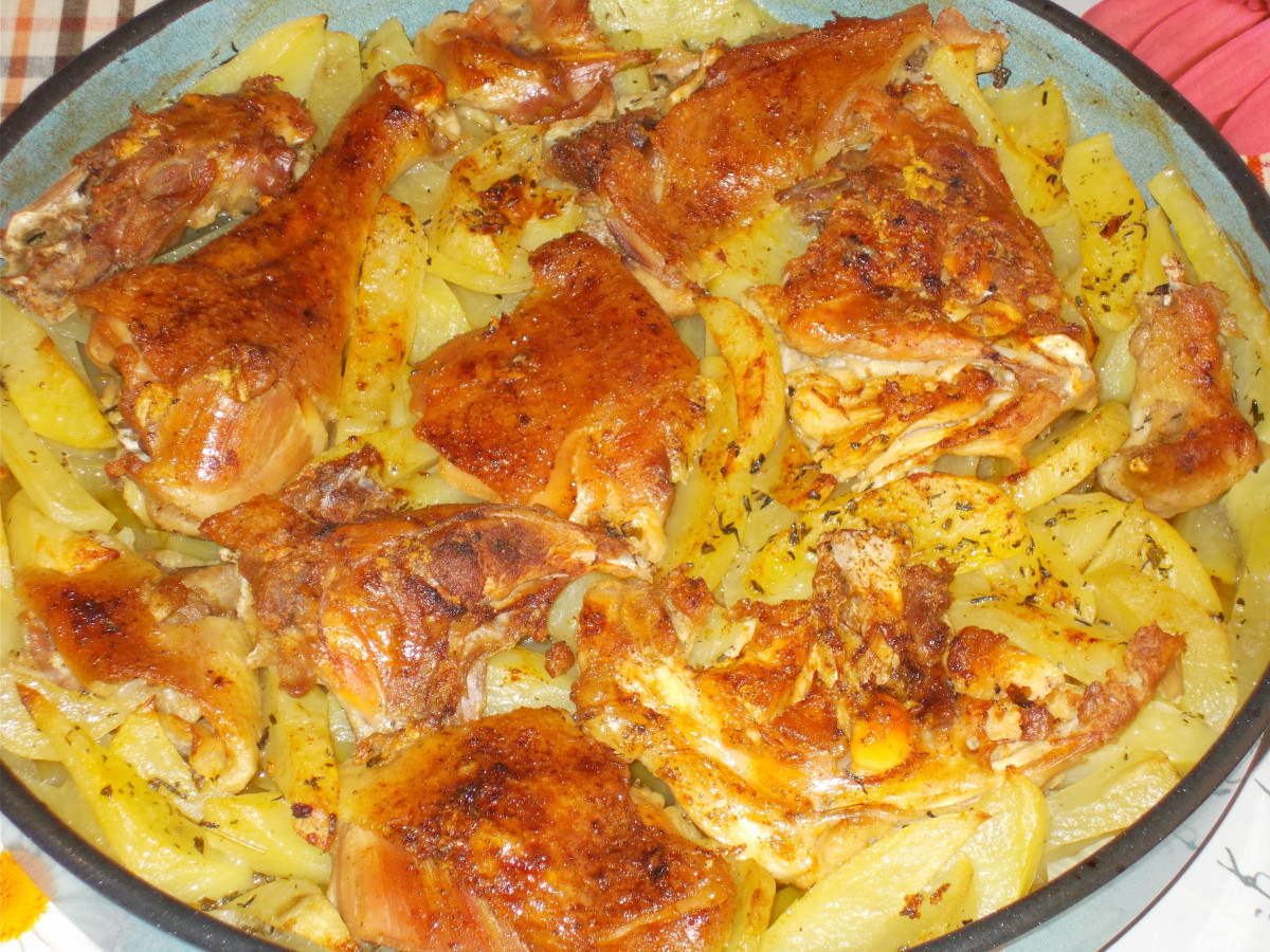 Щипка пипер и класическото пиле с картофки придобива невероятен опушен