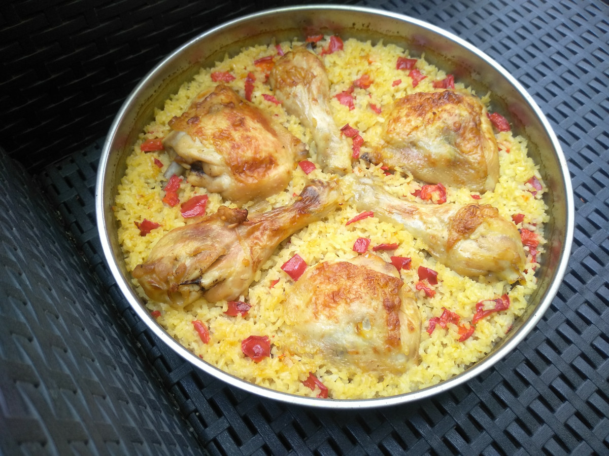 Вкусен ориз с пилешко и за разкош и приятен аромат