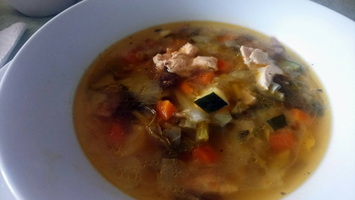 Вкусна и диетична супа, богата на хранителни вещества. Хапвайте на