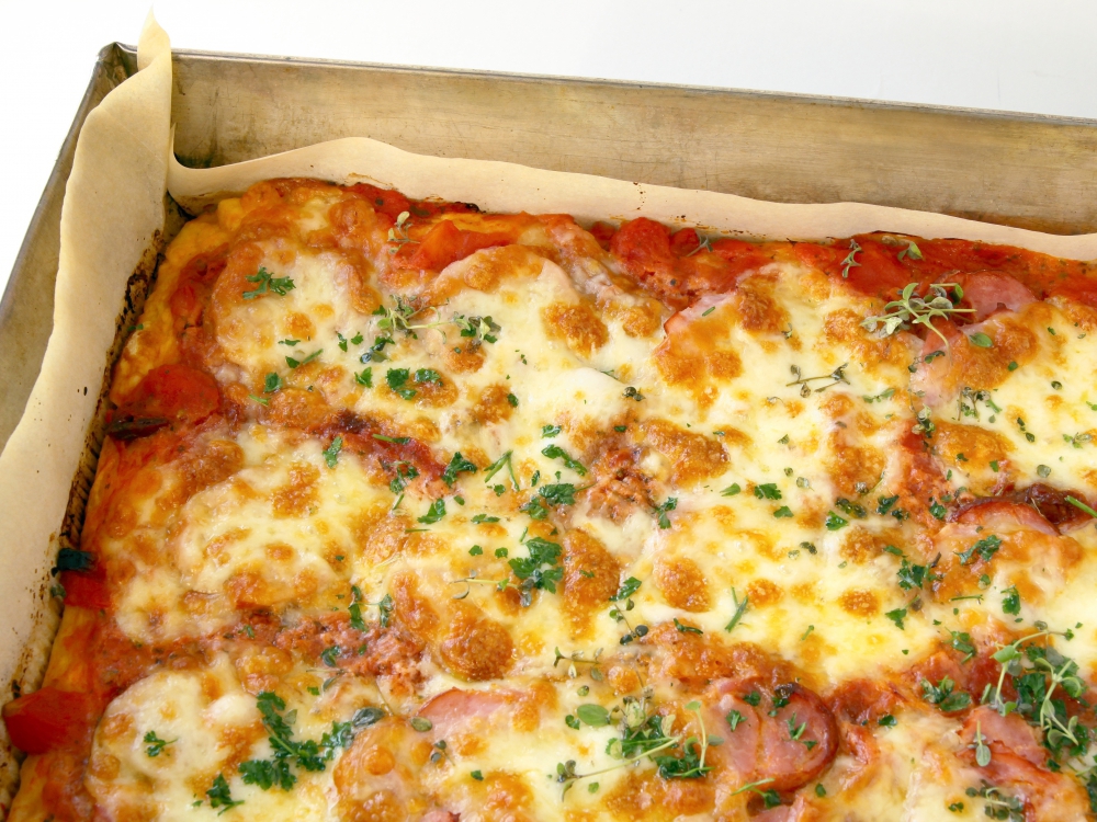 Италианска пица българска пица трябва да изядем поне по