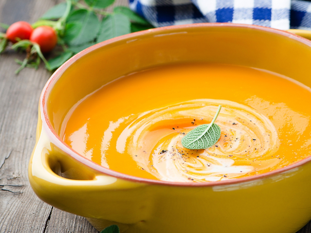 Добавете и малко пикантност към любимата тиквена супа разкошна