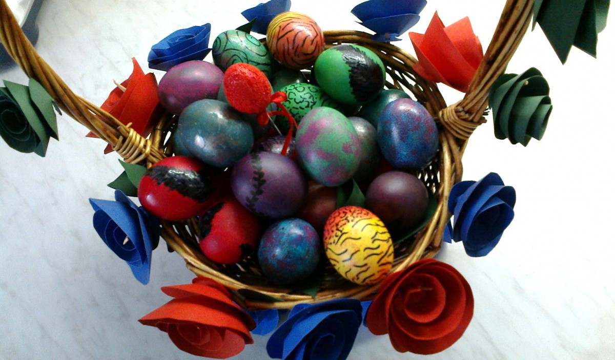 Необикновена и много атрактивна техника за украса на Великденски яйца,