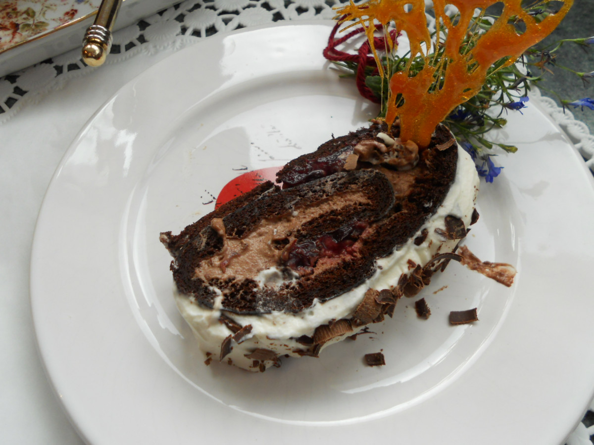 Това руло е един прекрасен вариант на любимата торта Шварцвалд