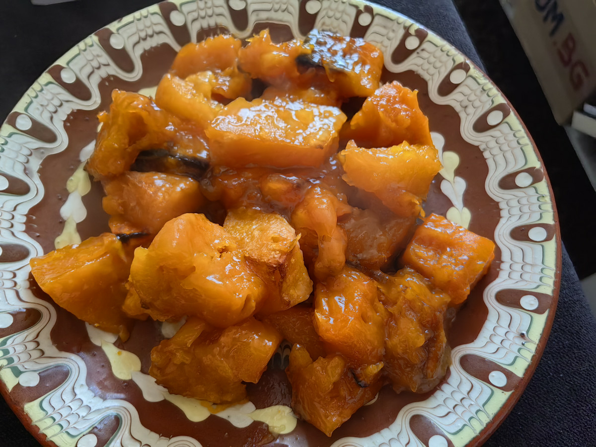Вареният сладък картоф е китайско лакомство от векове - тук