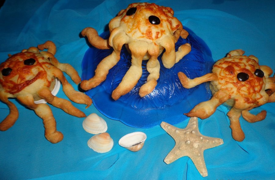Много вкусни и много весели октоподи които децата ще излапат