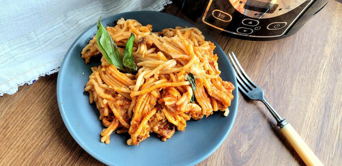 Най вкусните спагети са по тази рецептаНеобходими Продукти● лук 1