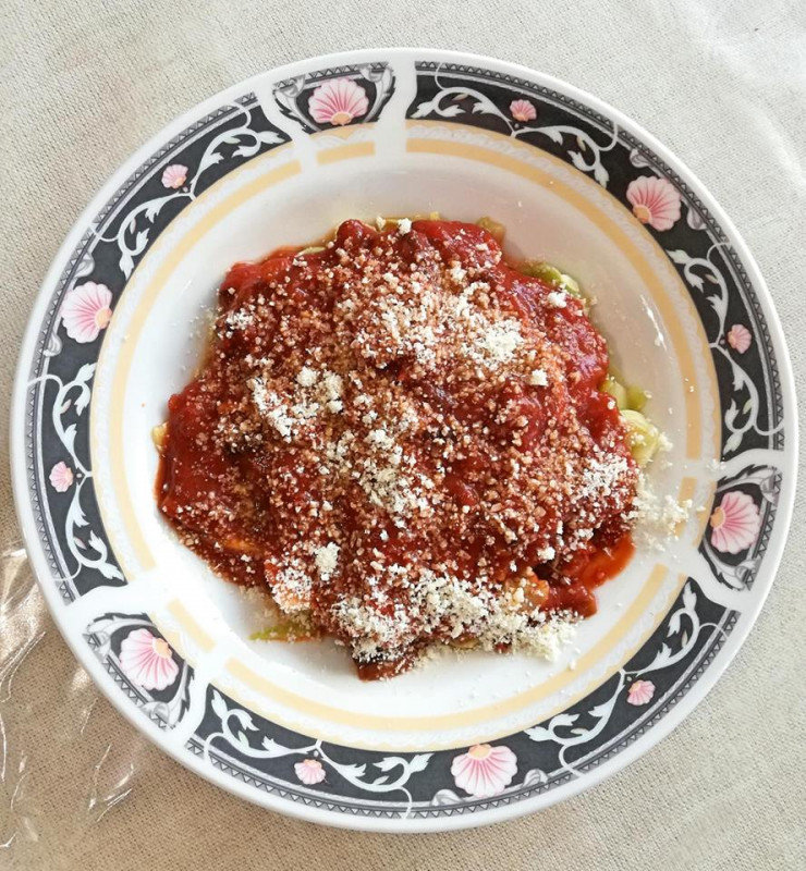 Креативна рецепта за спагети от тиквички с апетитен сос с