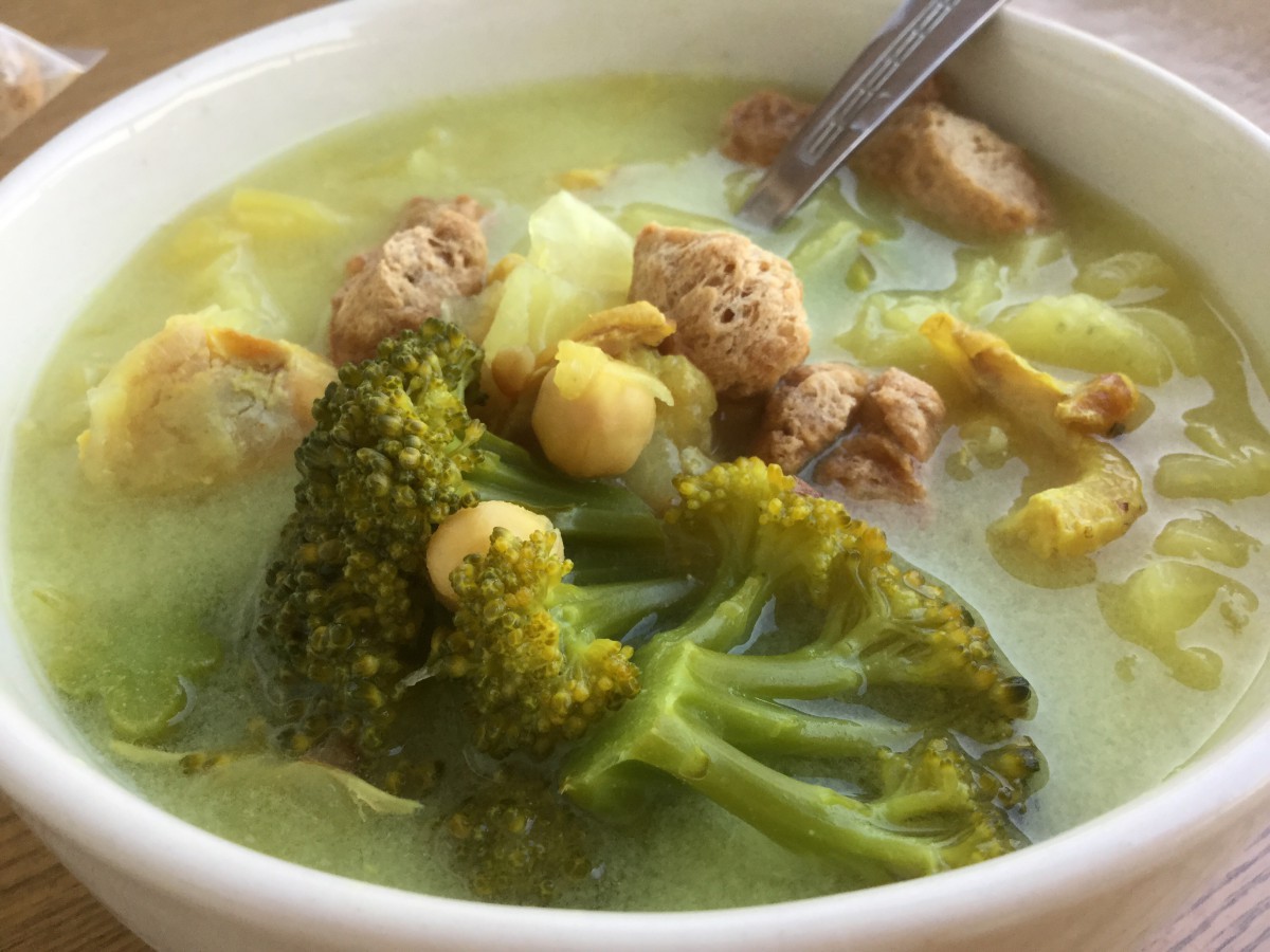 Уникална супа с пилешко месце и броколи здравословен еликсир