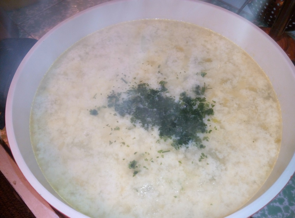 Вкусна супа по селски с много праз и застройка