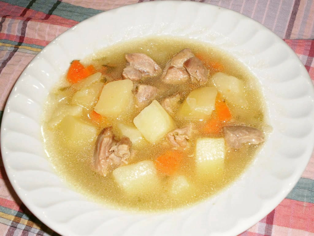 Ние на тази супа казваме перфектна а вие Необходими Продукти● картофи