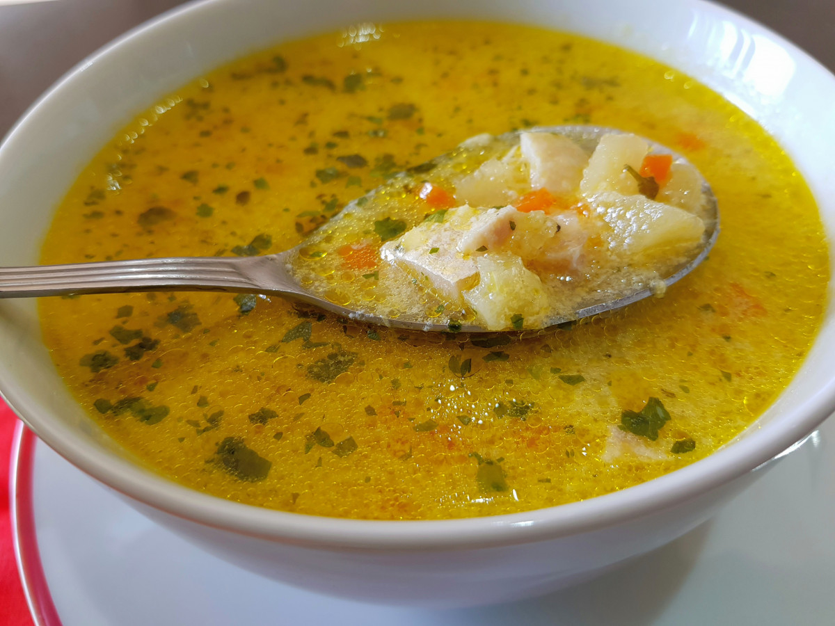Супа от костур за почитателите на рибните ястия и супиНеобходими