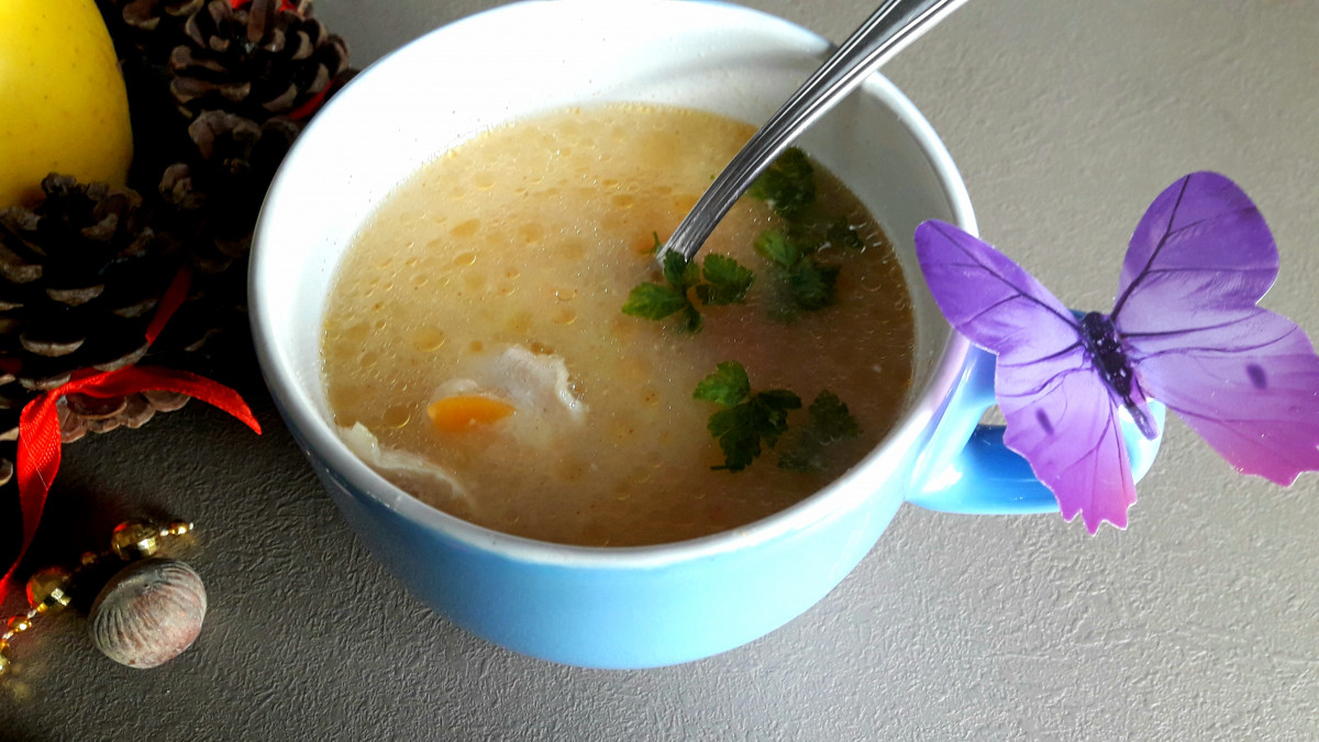 По вкусна и по здравословна от пилешката супа може да бъде само