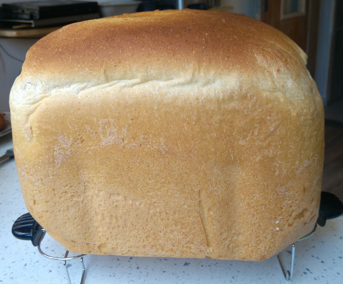 Вижте как да си направите вкусен домашен хляб с картофено