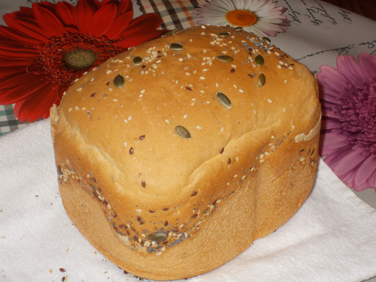 Вкусно и здравословно хлебче с помота на хлебопекарнатаНеобходими Продукти● хладка