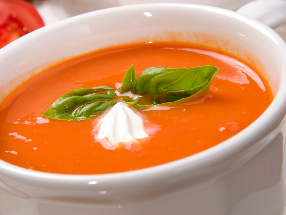 Разкошна доматена супа с богат и наситен вкус истински
