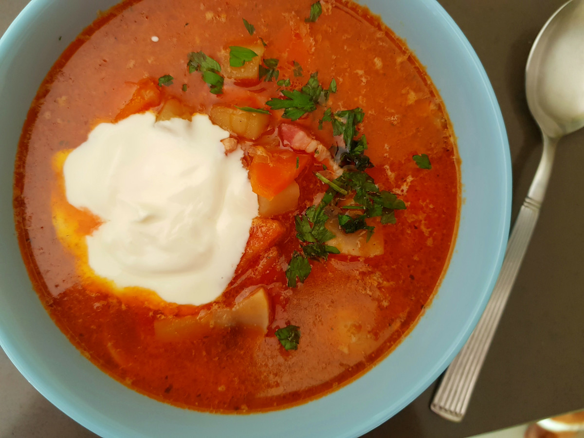 Питателна и много вкуса супа - нещо нетипично, което горещо